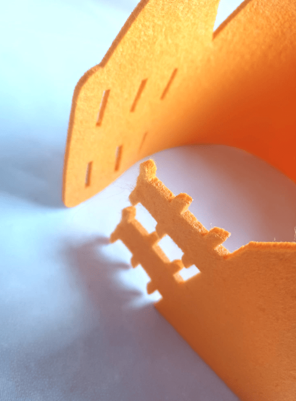 sluiting kroon in vilt