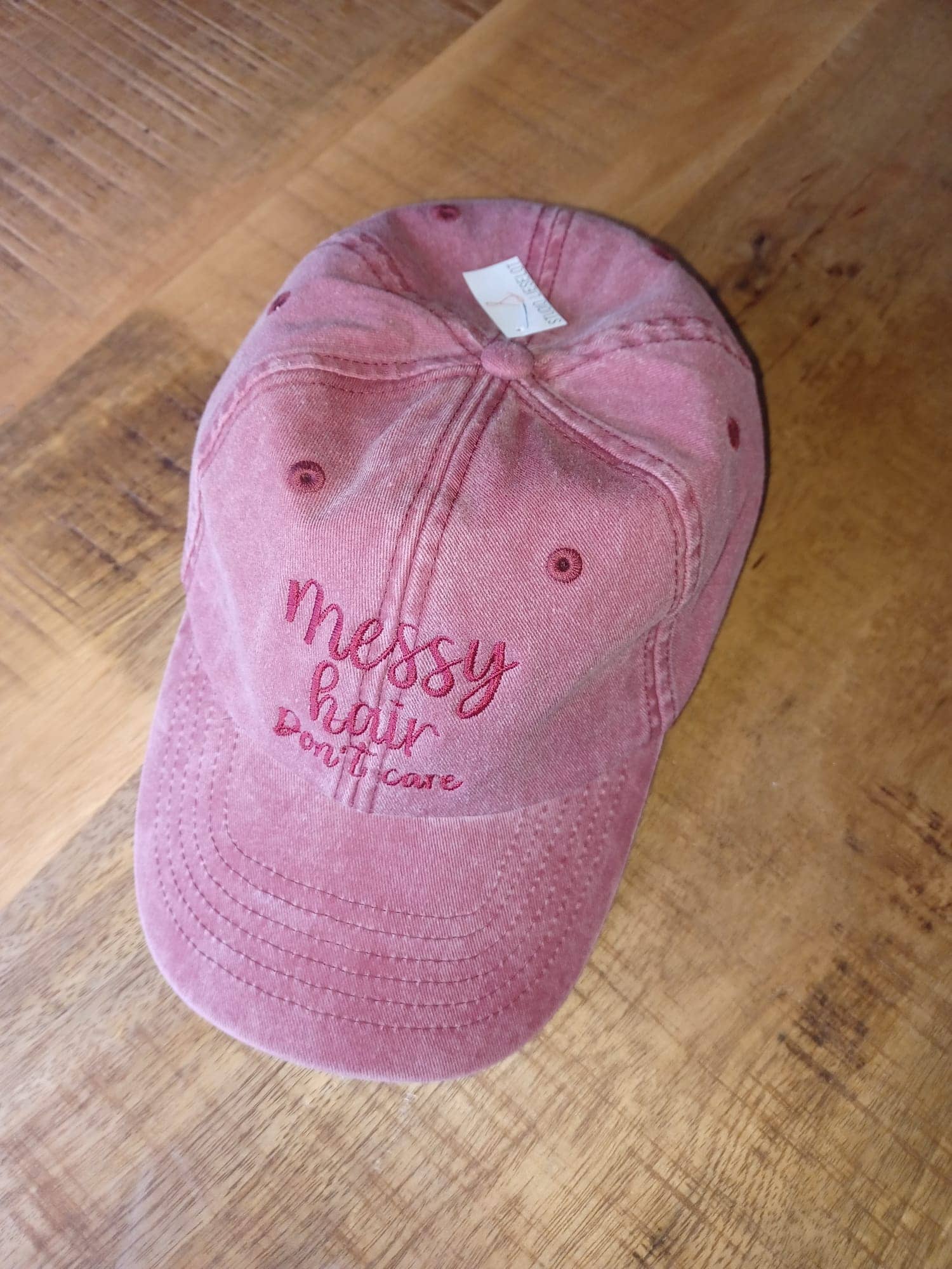 pet messy hair, don't care