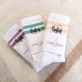 Besties sokken geborduurd